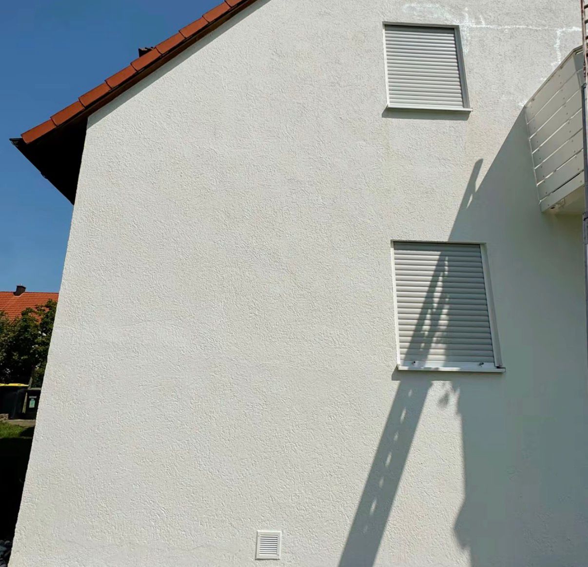 Nachher Fassade sichtbar geklärt